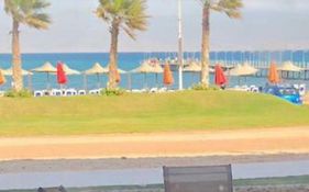 Chalet Porto South Beach - Beach Front Sea View صف أول بحر بحديقة